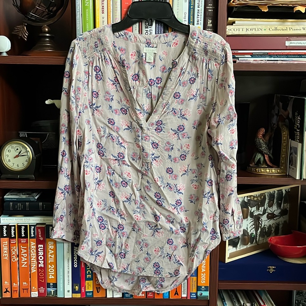 light blouse